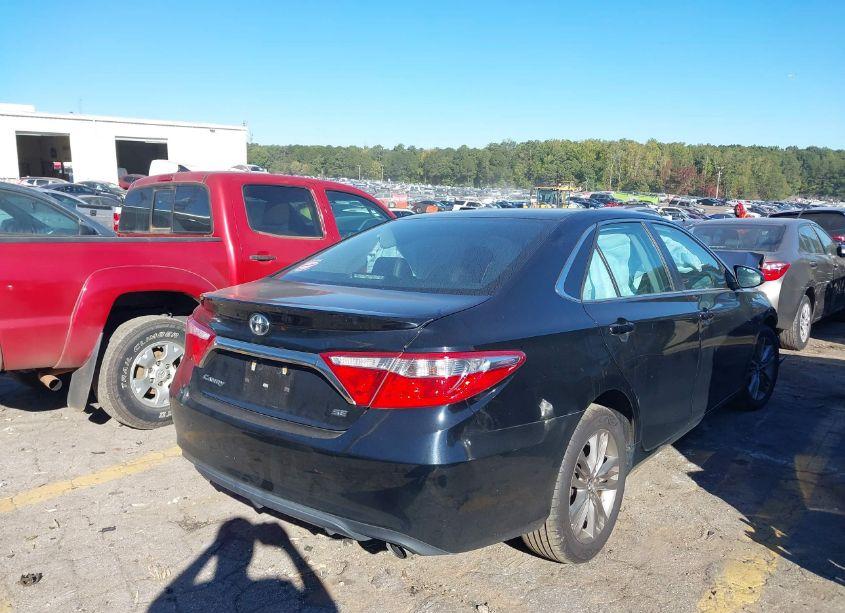 Photo 4 of 2017 Toyota Camry SE (VIN 4T1BF1FK6HU775604)