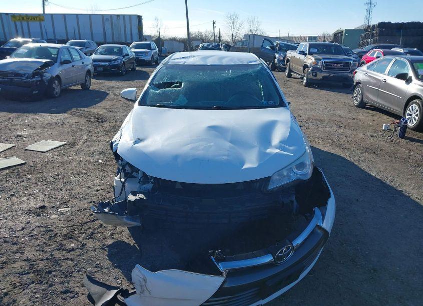 Photo 6 of 2017 Toyota Camry LE (VIN 4T1BF1FK6HU781631)