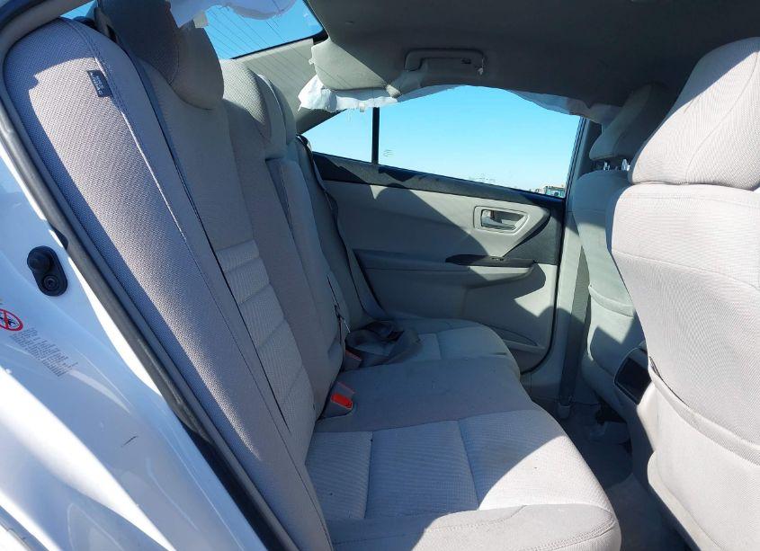 Photo 8 of 2017 Toyota Camry LE (VIN 4T1BF1FK6HU781631)