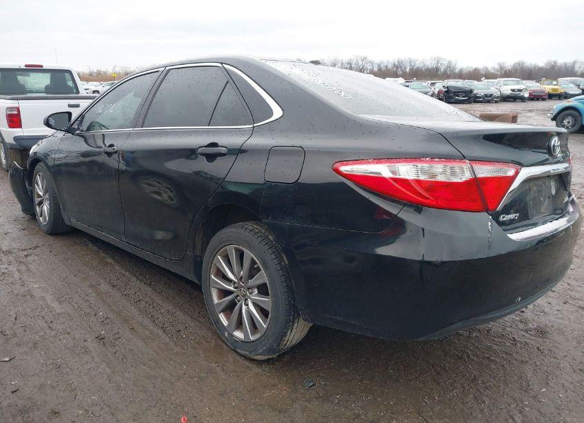 Photo 3 of 2017 Toyota Camry XLE (VIN 4T1BF1FK6HU796758)