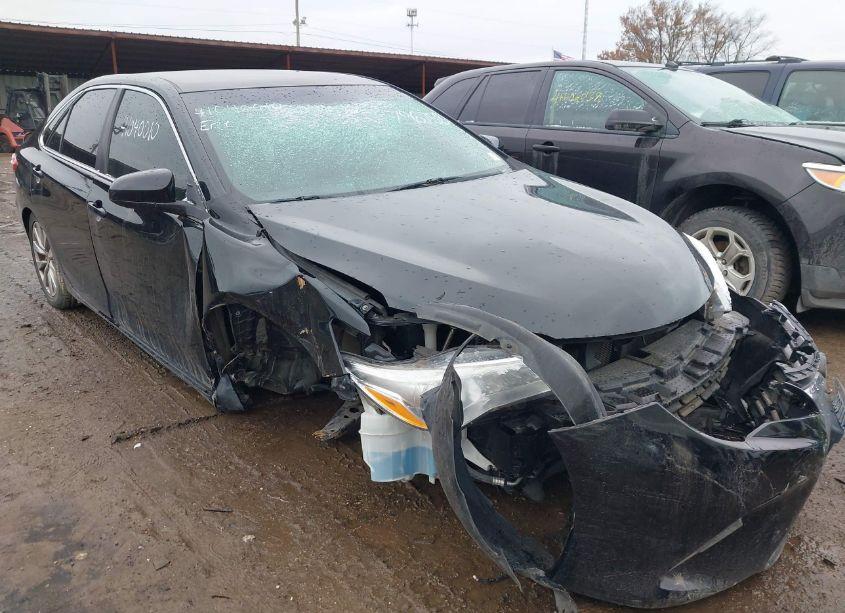 Photo 6 of 2017 Toyota Camry XLE (VIN 4T1BF1FK6HU796758)