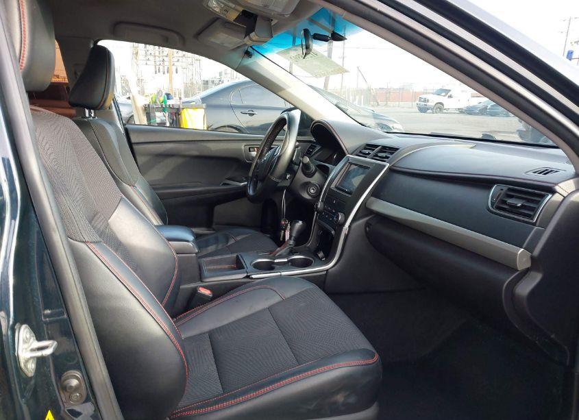 Photo 5 of 2017 Toyota Camry SE (VIN 4T1BF1FK6HU806091)