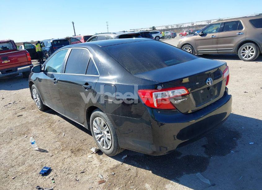 Photo 3 of 2012 Toyota Camry LE (VIN 4T1BF1FK7CU003444)