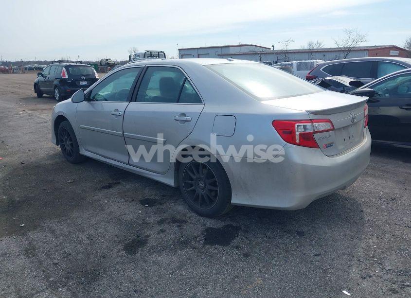 Photo 3 of 2012 Toyota Camry SE (VIN 4T1BF1FK7CU015528)