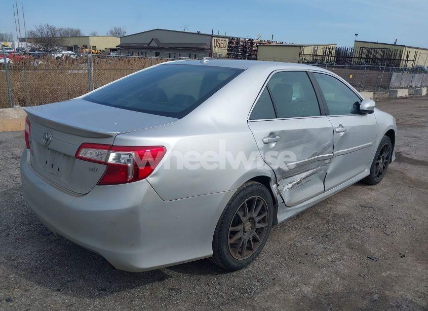 Photo 4 of 2012 Toyota Camry SE (VIN 4T1BF1FK7CU015528)