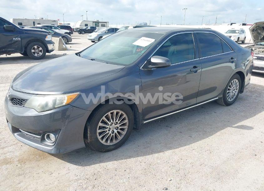 Photo 2 of 2012 Toyota Camry LE (VIN 4T1BF1FK7CU016582)