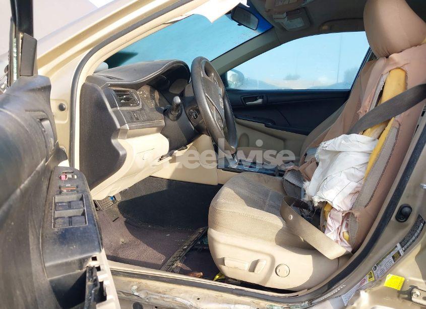 Photo 5 of 2012 Toyota Camry LE (VIN 4T1BF1FK7CU034807)