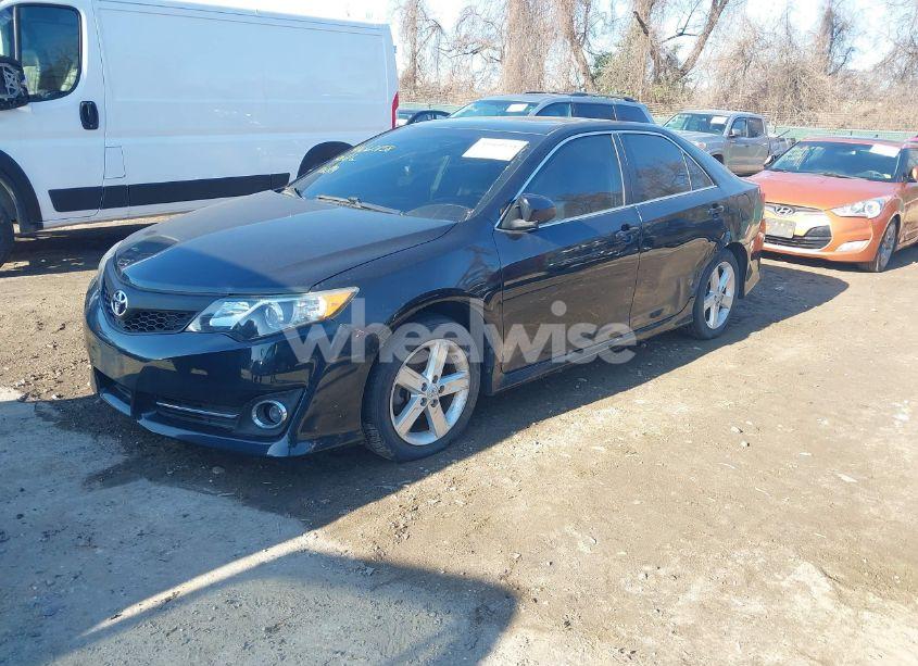 Photo 2 of 2012 Toyota Camry SE (VIN 4T1BF1FK7CU038680)