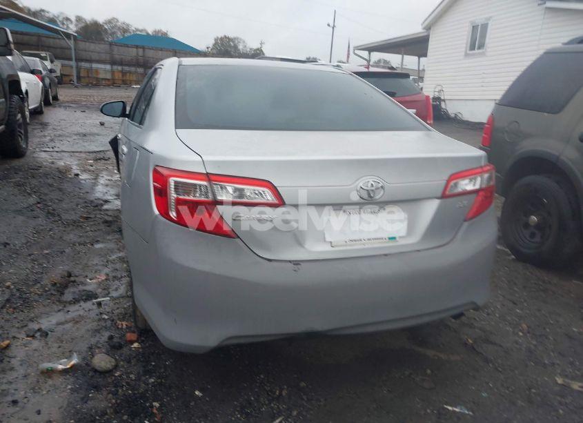 Photo 17 of 2012 Toyota Camry LE (VIN 4T1BF1FK7CU040400)