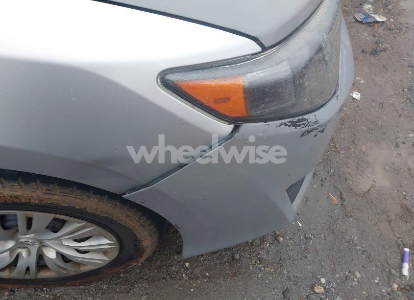 Photo 19 of 2012 Toyota Camry LE (VIN 4T1BF1FK7CU040400)