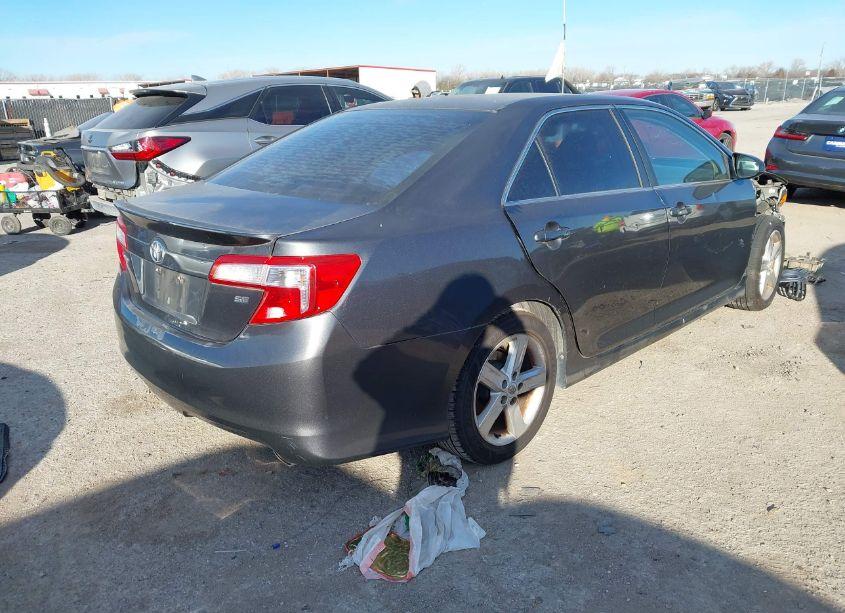 Photo 4 of 2012 Toyota Camry SE (VIN 4T1BF1FK7CU049520)