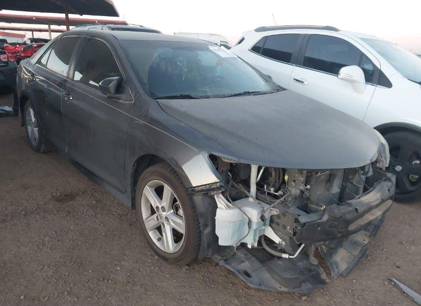 2012 Toyota Camry SE (VIN 4T1BF1FK7CU067015) main photo