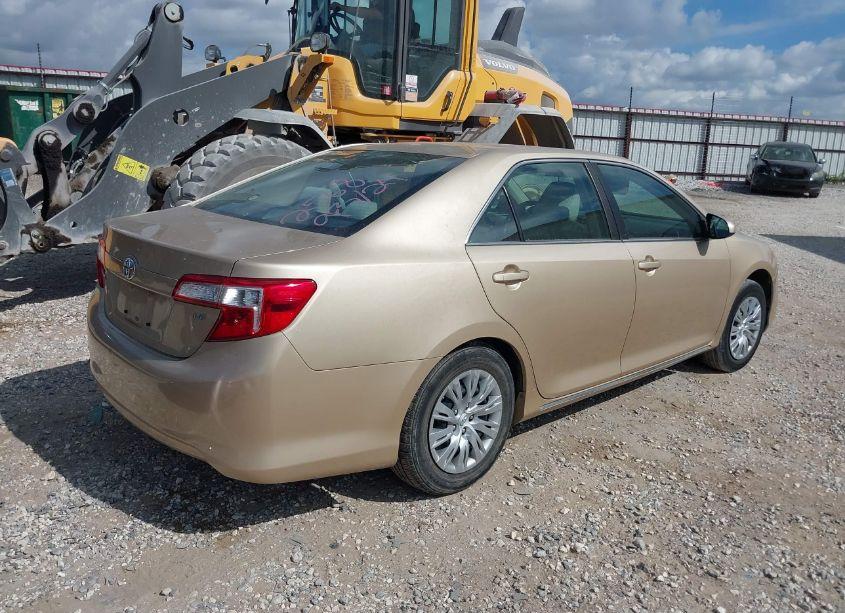 Photo 4 of 2012 Toyota Camry LE (VIN 4T1BF1FK7CU072568)