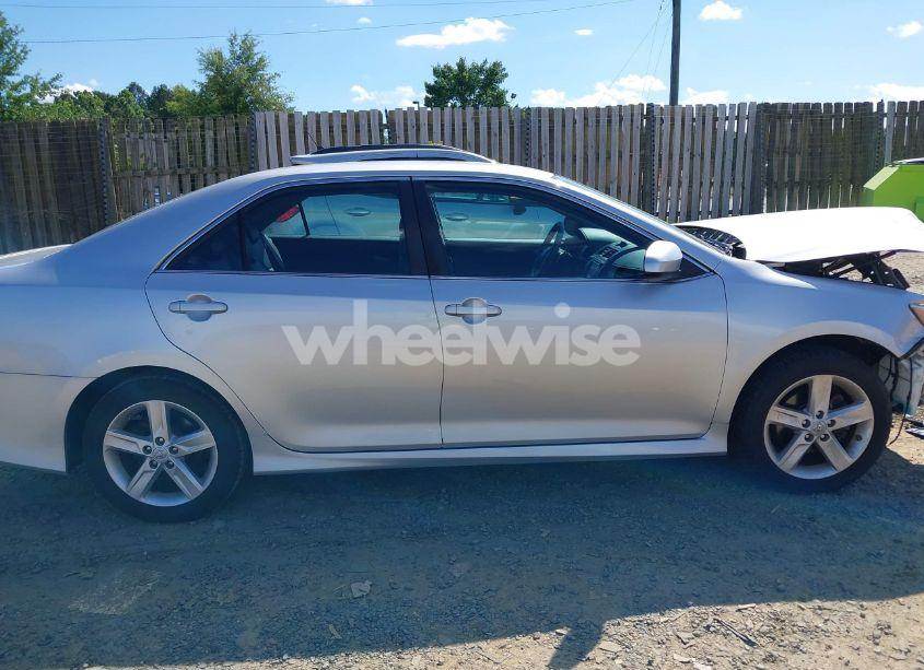 Photo 14 of 2012 Toyota Camry SE (VIN 4T1BF1FK7CU093081)