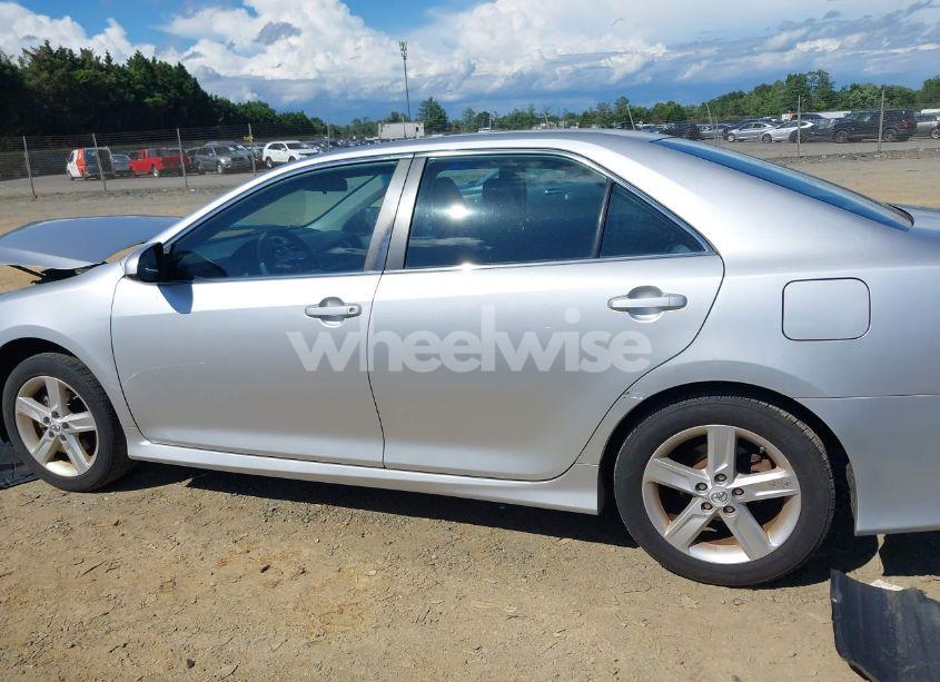 Photo 15 of 2012 Toyota Camry SE (VIN 4T1BF1FK7CU093081)