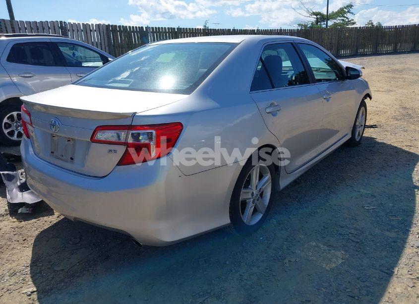 Photo 4 of 2012 Toyota Camry SE (VIN 4T1BF1FK7CU093081)