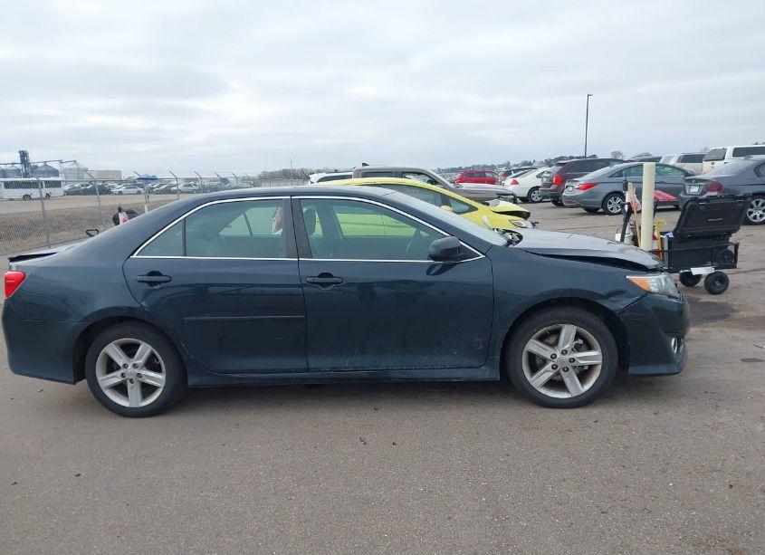 Photo 13 of 2012 Toyota Camry SE (VIN 4T1BF1FK7CU113264)