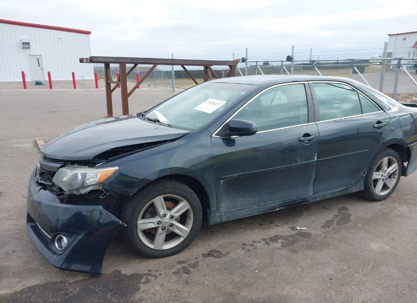 Photo 2 of 2012 Toyota Camry SE (VIN 4T1BF1FK7CU113264)