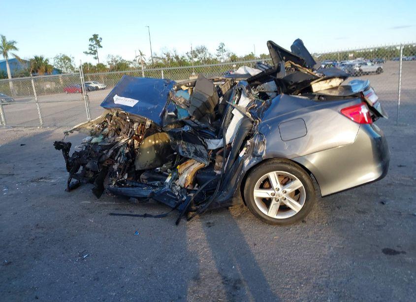 Photo 13 of 2012 Toyota Camry SE (VIN 4T1BF1FK7CU154901)