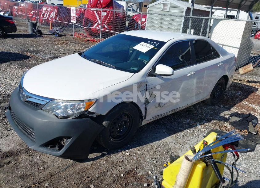 Photo 2 of 2012 Toyota Camry LE (VIN 4T1BF1FK7CU173979)