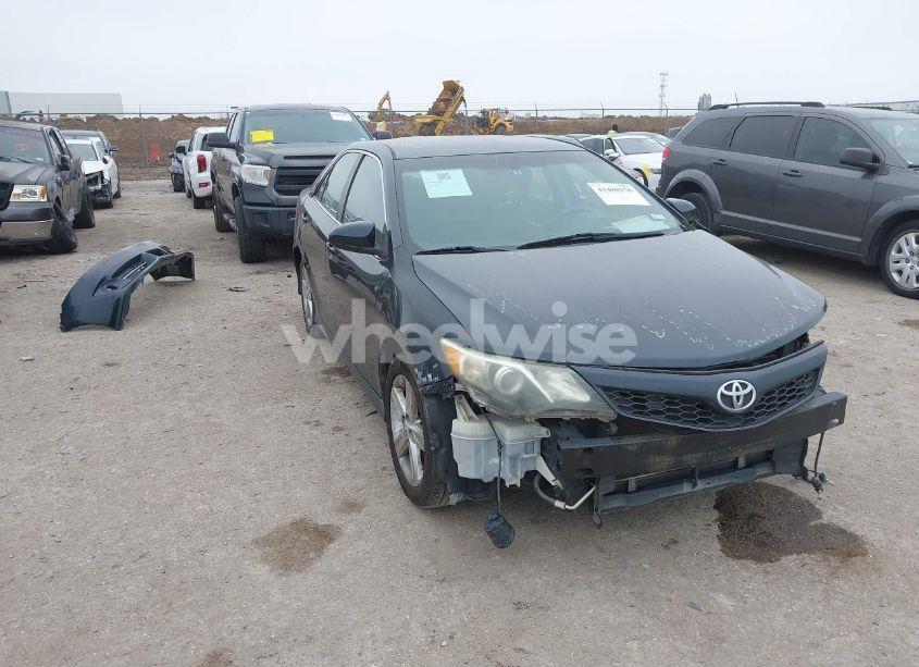 2012 Toyota Camry SE (VIN 4T1BF1FK7CU175991) main photo