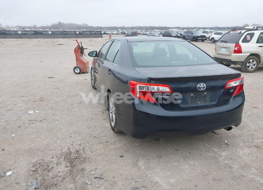 Photo 3 of 2012 Toyota Camry SE (VIN 4T1BF1FK7CU175991)