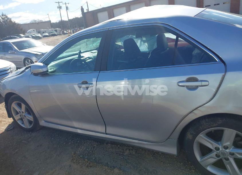 Photo 14 of 2012 Toyota Camry SE (VIN 4T1BF1FK7CU200341)