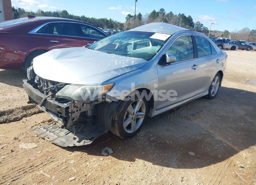 Photo 2 of 2012 Toyota Camry SE (VIN 4T1BF1FK7CU200341)