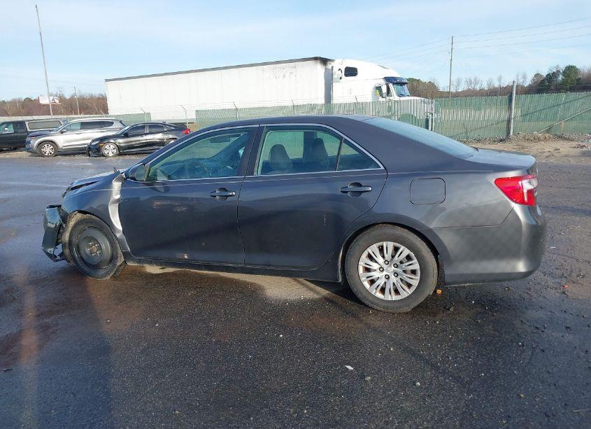 Photo 15 of 2012 Toyota Camry L (VIN 4T1BF1FK7CU500767)