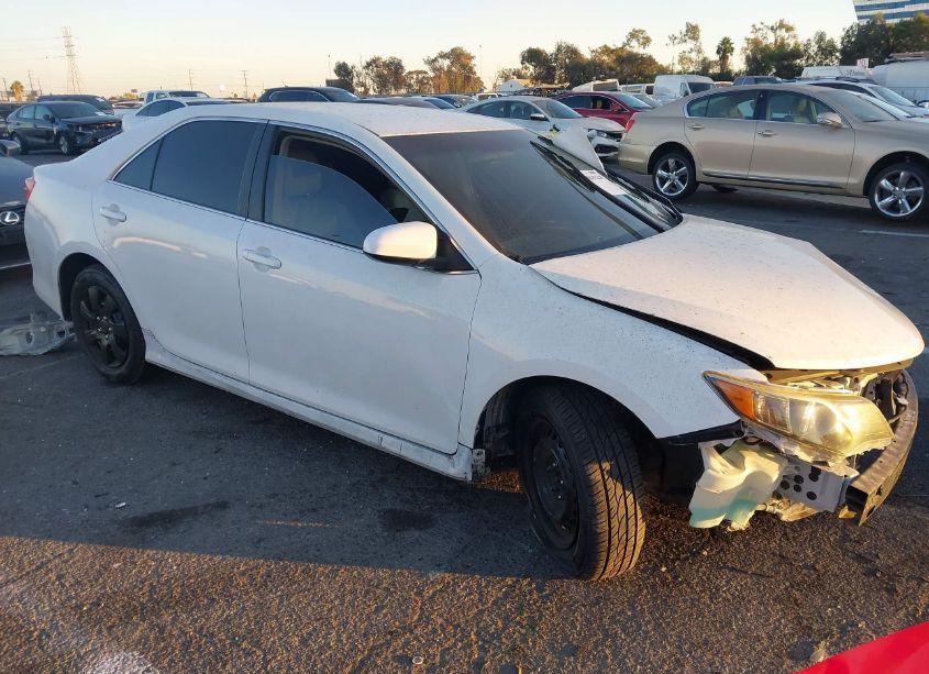 2012 Toyota Camry LE (VIN 4T1BF1FK7CU536118) main photo