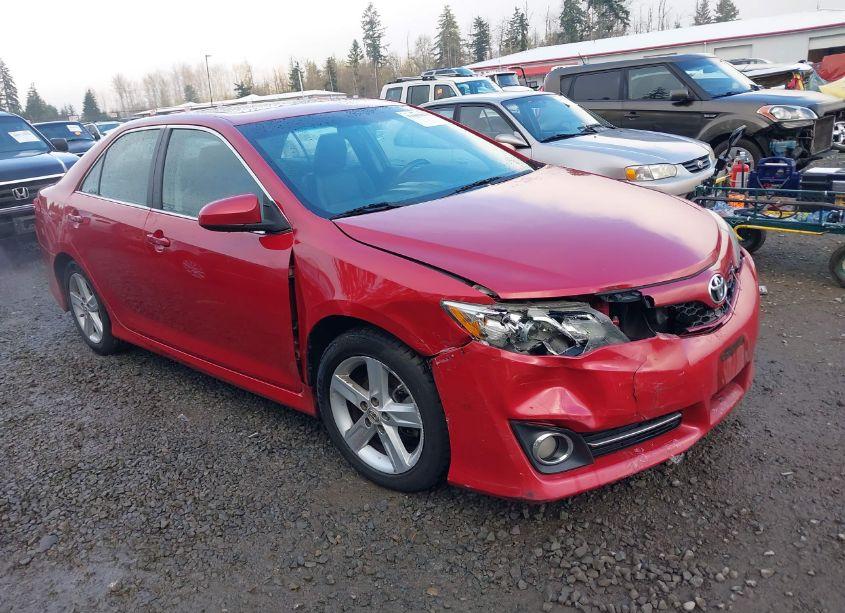 2012 Toyota Camry SE (VIN 4T1BF1FK7CU552321) main photo