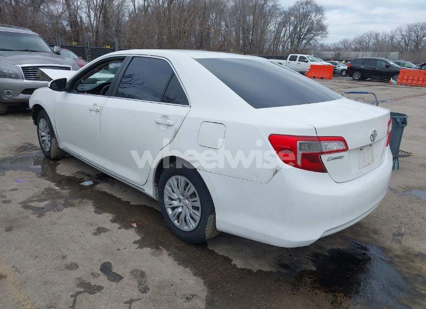 Photo 3 of 2012 Toyota Camry LE (VIN 4T1BF1FK7CU589076)