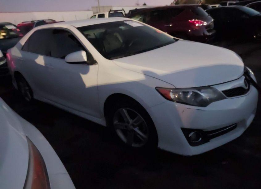 2012 Toyota Camry SE (VIN 4T1BF1FK7CU592527) main photo