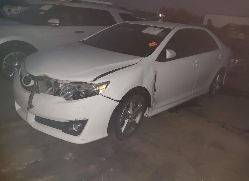 Photo 2 of 2012 Toyota Camry SE (VIN 4T1BF1FK7CU592527)