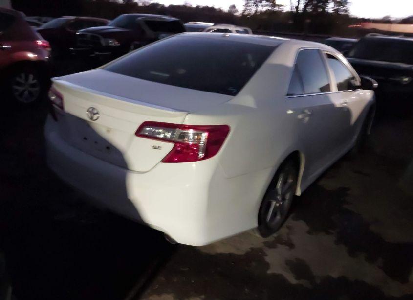 Photo 4 of 2012 Toyota Camry SE (VIN 4T1BF1FK7CU592527)