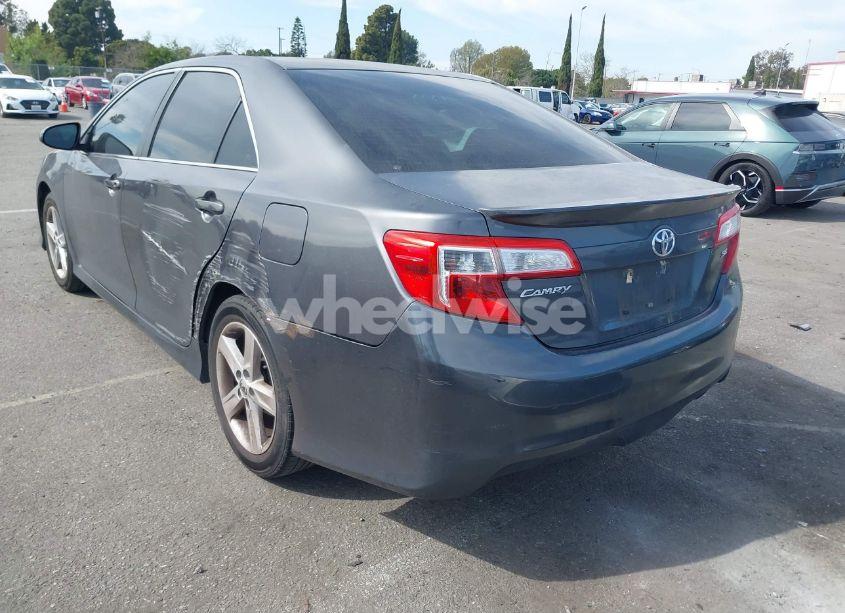 Photo 3 of 2012 Toyota Camry SE (VIN 4T1BF1FK7CU610783)