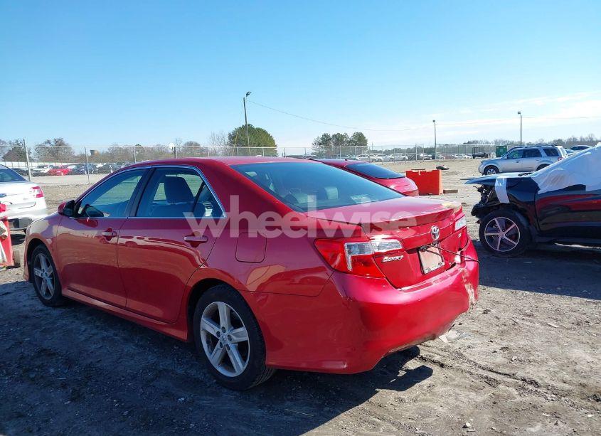 Photo 3 of 2012 Toyota Camry SE (VIN 4T1BF1FK7CU611948)