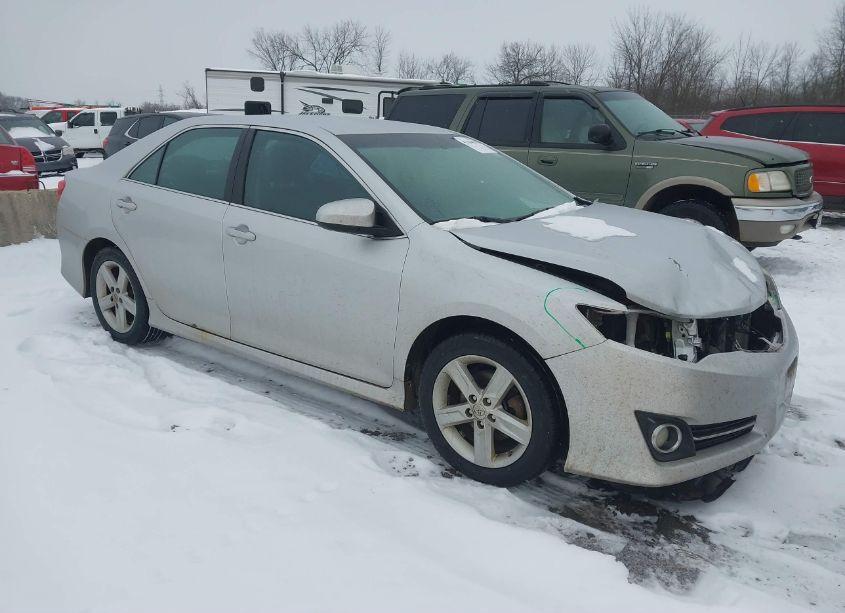 2012 Toyota Camry SE (VIN 4T1BF1FK7CU615594) main photo
