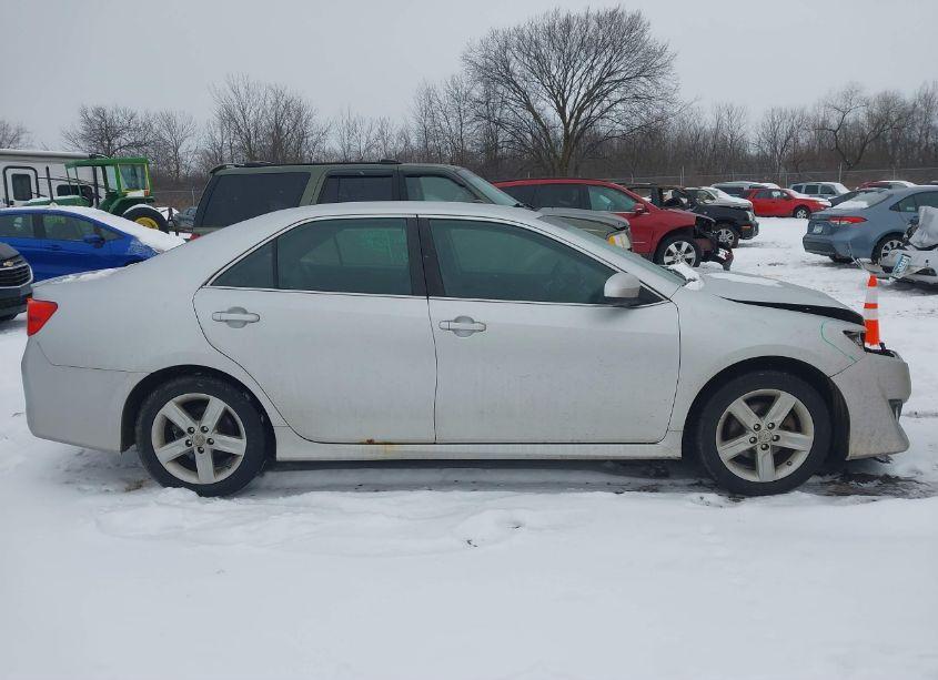 Photo 13 of 2012 Toyota Camry SE (VIN 4T1BF1FK7CU615594)