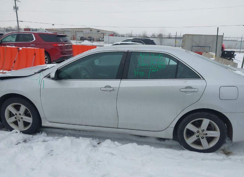 Photo 14 of 2012 Toyota Camry SE (VIN 4T1BF1FK7CU615594)