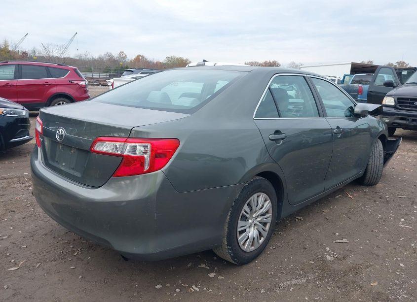 Photo 4 of 2012 Toyota Camry L (VIN 4T1BF1FK7CU628295)