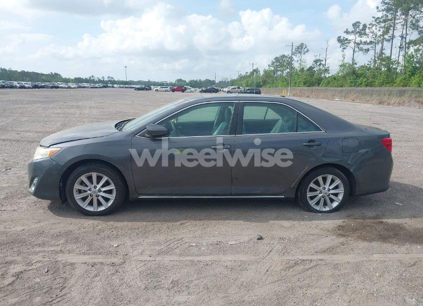 Photo 13 of 2013 Toyota Camry XLE (VIN 4T1BF1FK7DU214774)