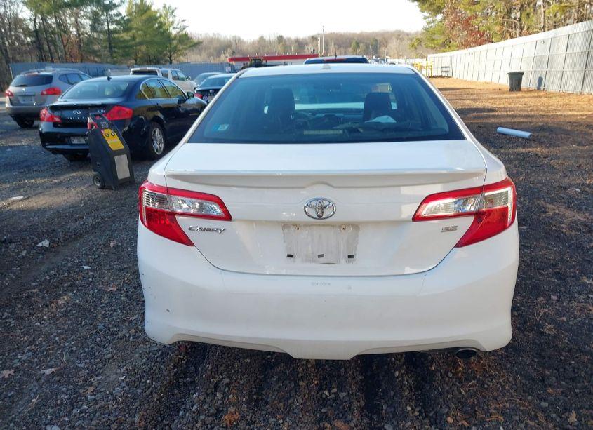 Photo 16 of 2013 Toyota Camry SE (VIN 4T1BF1FK7DU218582)