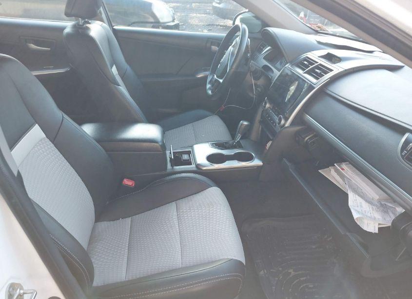 Photo 5 of 2013 Toyota Camry SE (VIN 4T1BF1FK7DU218582)