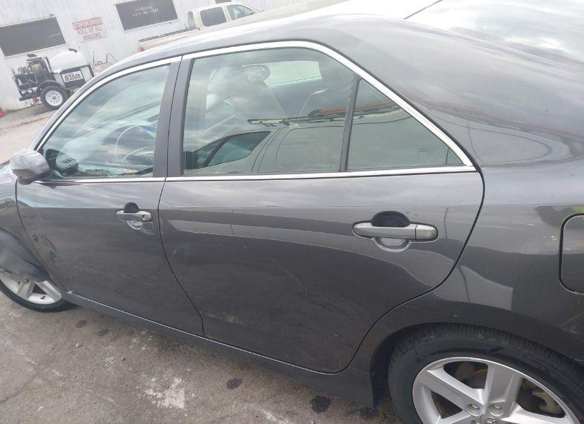 Photo 14 of 2013 Toyota Camry SE (VIN 4T1BF1FK7DU241828)