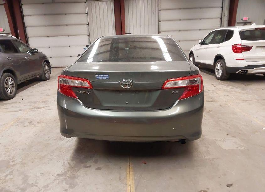 Photo 16 of 2013 Toyota Camry LE (VIN 4T1BF1FK7DU643879)