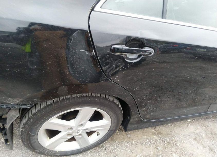 Photo 17 of 2013 Toyota Camry SE (VIN 4T1BF1FK7DU655708)