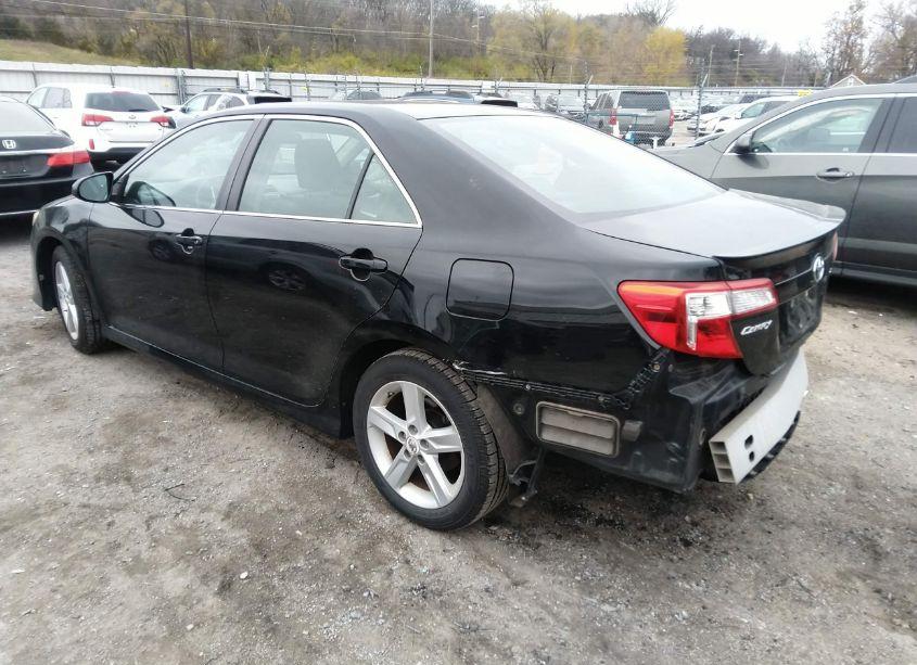 Photo 3 of 2013 Toyota Camry SE (VIN 4T1BF1FK7DU655708)