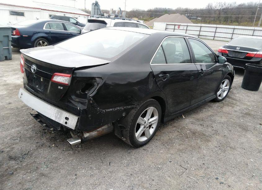 Photo 4 of 2013 Toyota Camry SE (VIN 4T1BF1FK7DU655708)