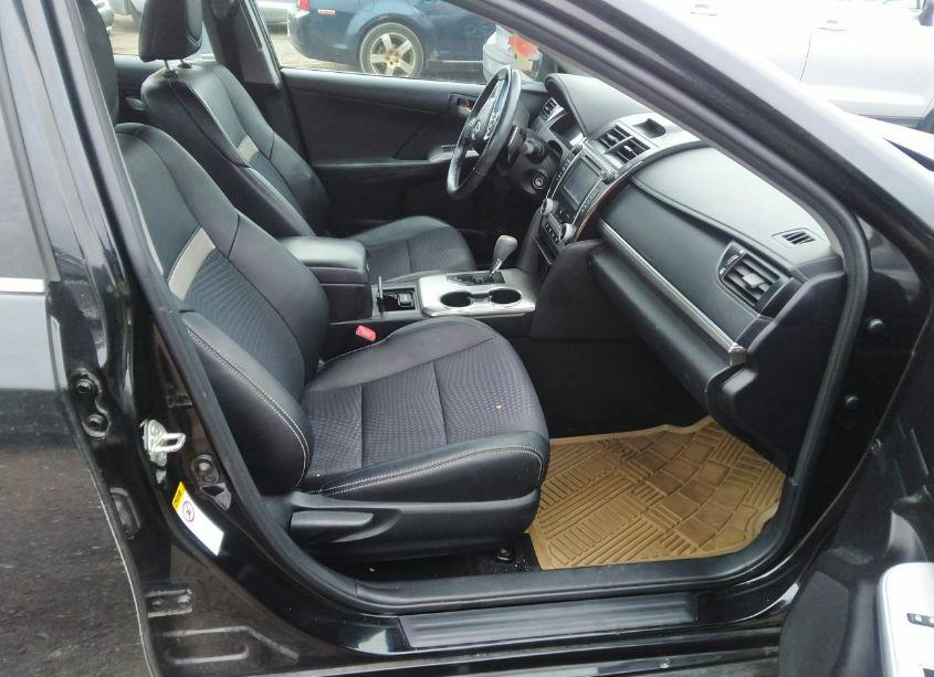 Photo 5 of 2013 Toyota Camry SE (VIN 4T1BF1FK7DU655708)